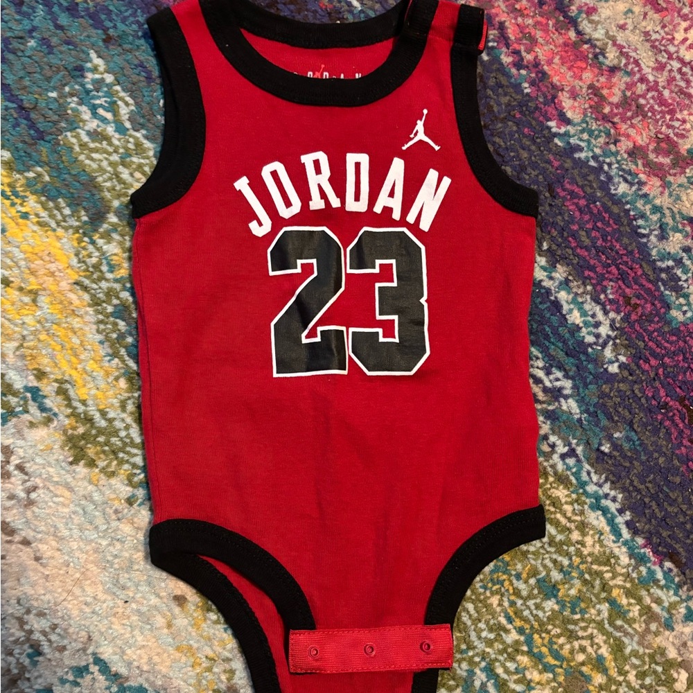 Red Jordan Set - Picture 6 of 7
